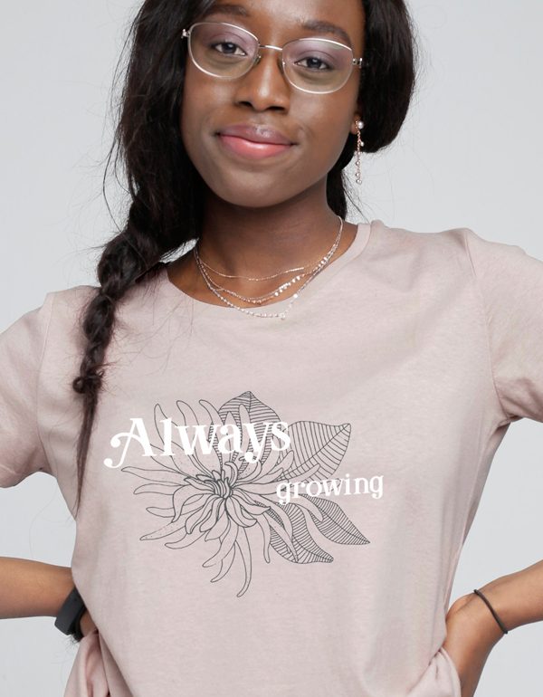 Camiseta Always Growing básica chica